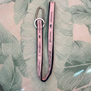 Vineyard Vines Lanyard Pink Navy Blue Whale Silver Key Ring Carabiner VV